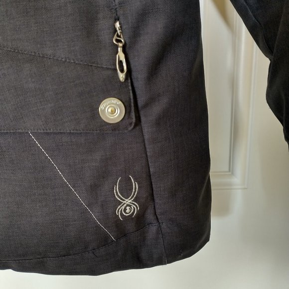 Women's size 4 Spyder ski jacket - Picture 8 of 16